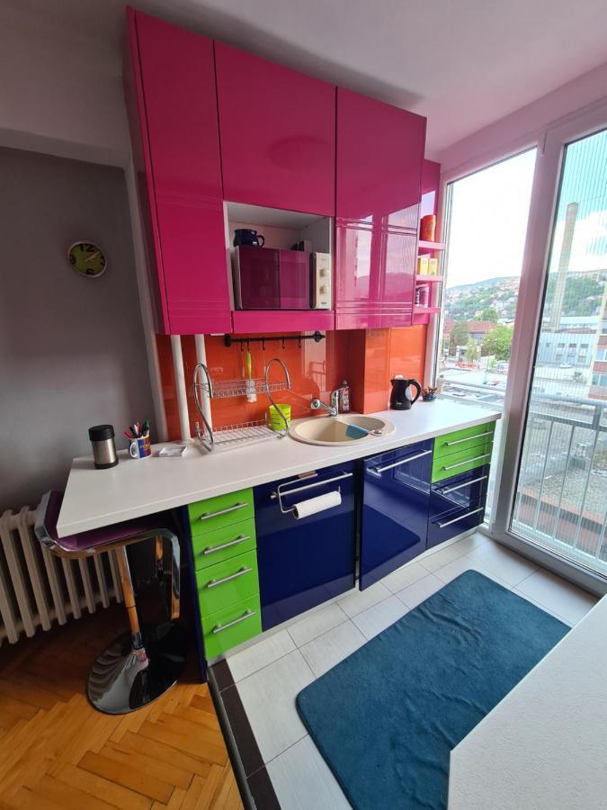 Colours Appartement Sarajevo Buitenkant foto